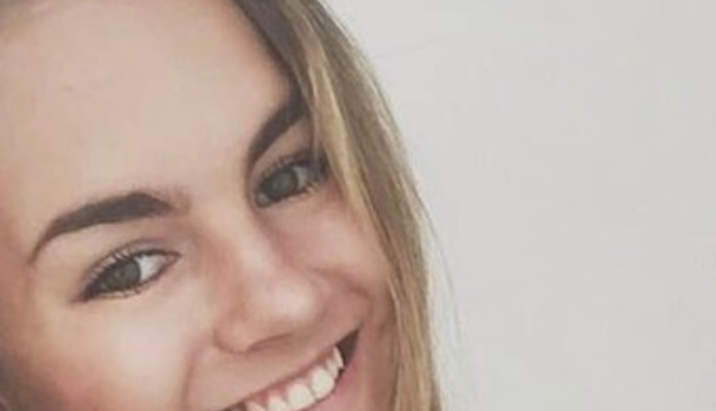 Quiso hacerse una selfie en el castillo de la Bella Durmiente y cayó al vacío | Internacionales