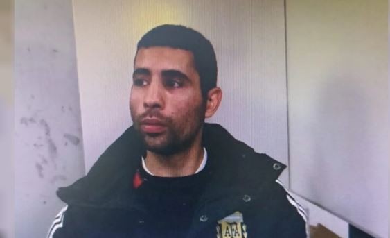 Dos policías detenidos por la fuga de un preso esposado en Ituzaingó | Actualidad