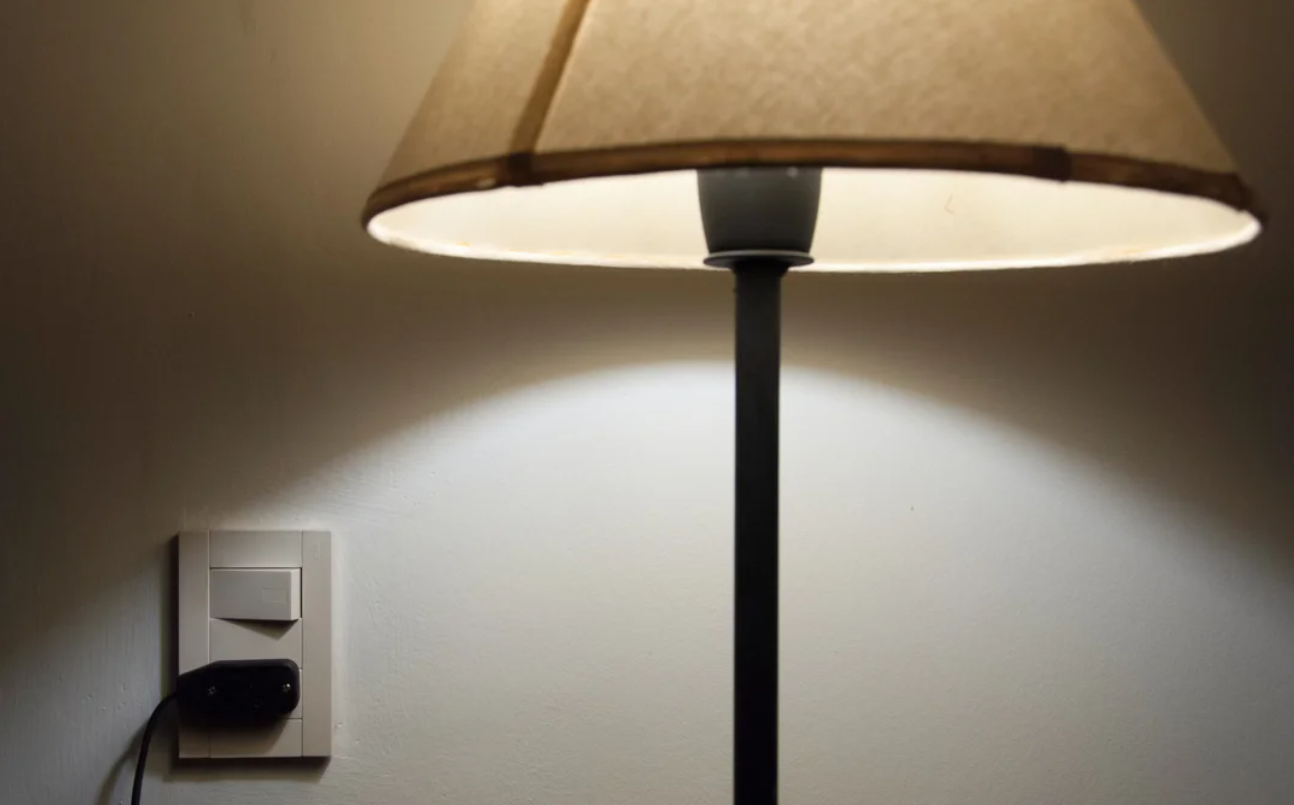 El peso de las tarifas de los servicios públicos se triplicó en los hogares de menores ingresos | Economía