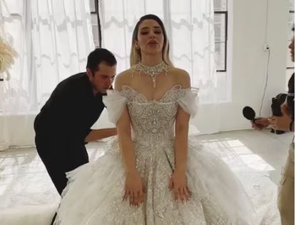 Fashion Week de Milán: La esposa de "El Chapo" Guzmán retoma su carrera de modelo | Internacionales