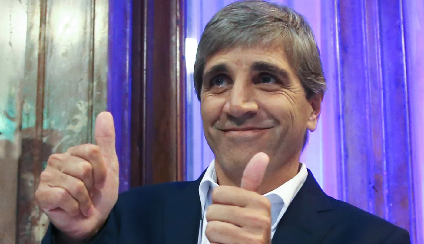 Caputo: "A quienes la están pasando mal hoy, tengan más esperanza que nunca que lo peor ya pasó" | Economía