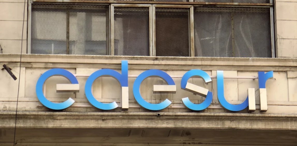 Casi 1,4 millones de hogares a punto de perder los subsidios de electricidad y gas | Economía