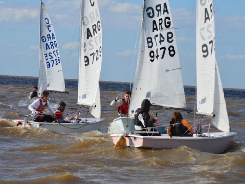 Niños y jóvenes del mundo competirán en la clase Cadet de Yachting en Argentina | Deportes