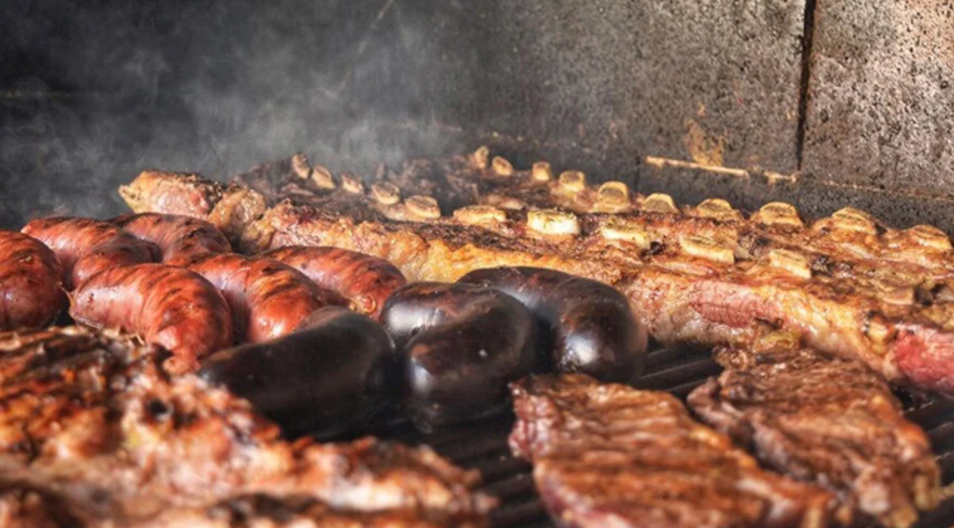 Adiós al asado: el 70% dice que debió restringirlo en medio de la pérdida de poder adquisitivo | Economía