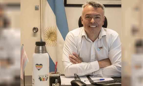 Presentan en Diputados la "Ley Santiago Caputo" para que asesores presidenciales presenten declaración patrimonial | Política