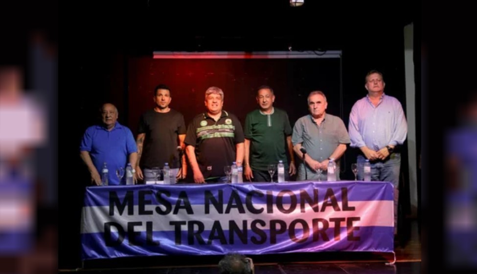 Los gremios del transporte desafiaron a Milei: "Recién estamos entrando en calor" | Política