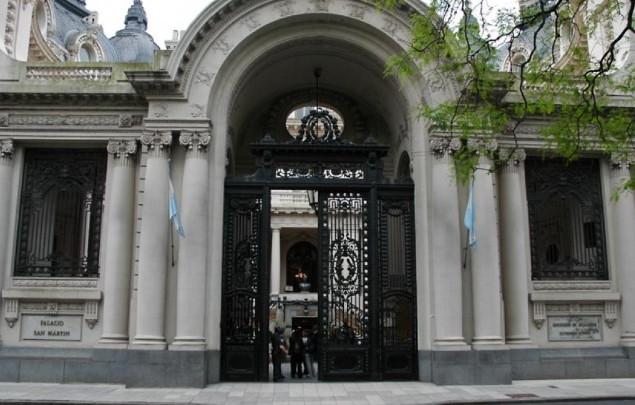 La Cancillería condenó los ataques antisemitas ocurridos en Ámsterdam | Política