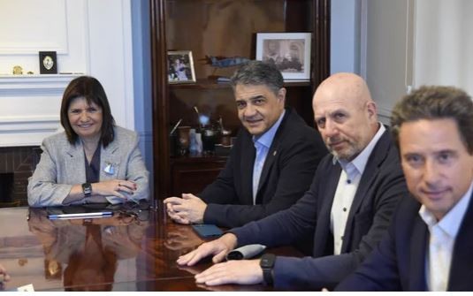 Bullrich y Macri acordaron el traspaso del servicio penitenciario en el ámbito de la Ciudad | Política