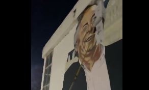 Quitan los murales de Néstor Kirchner de los edificios públicos | Política
