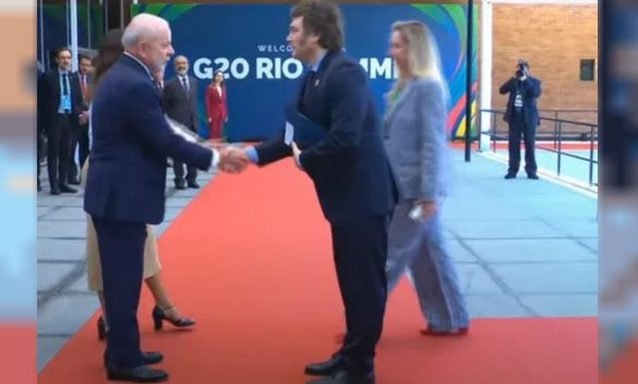 El protocolar saludo entre Javier Milei y Lula da Silva en el G20 en Río de Janeiro | Política