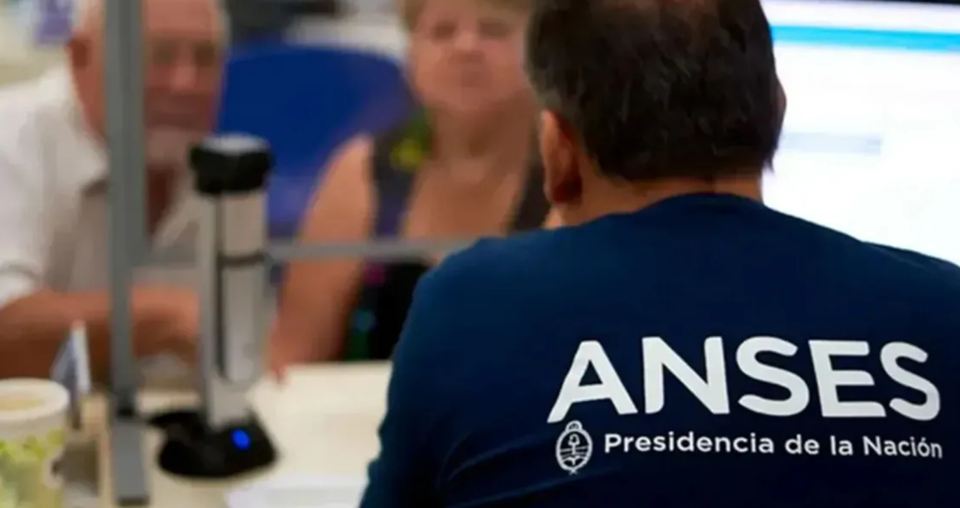 El aumento para los jubialdos docentes en diciembre sera del 19,9% | Economía