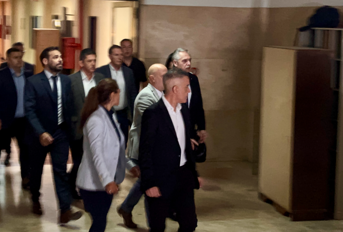 Irregularidades en la contratación de seguros: declara Alberto Fernández | Política