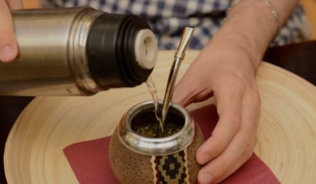 Productores yerbateros inician un paro en reclamo de mejores precios: podría durar hasta marzo | Economía