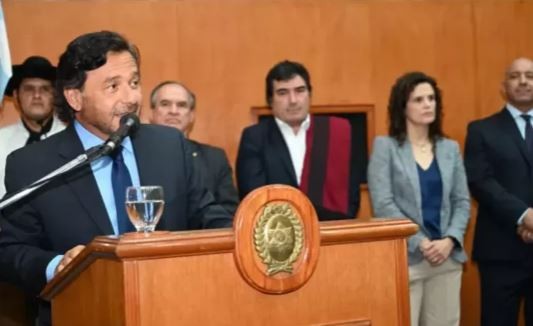 Salta anunció que el ahorro en la atención sanitaria a extranjeros permitirá comprar 34 ambulancias | Política