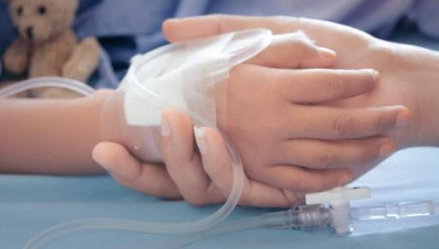 "Lo mordió y se escuchó el estallido", dijo la mamá del niño al que le explotó pirotecnia en la boca | Actualidad