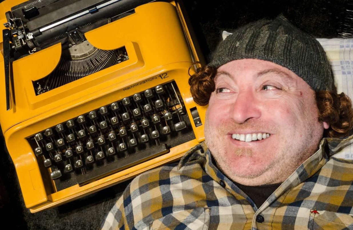 Vuelve a la calle Corrientes "La lengua es un músculo, pero el lenguaje es un virus" | Espectáculos