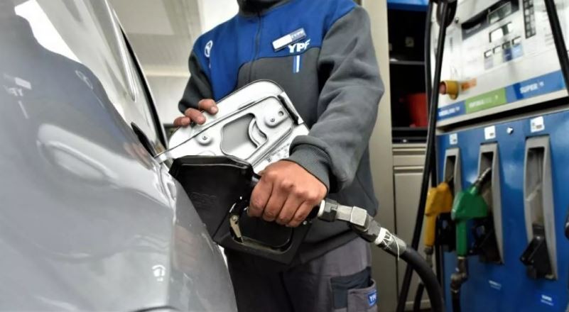 Rige el nuevo aumento de 1,75% en los combustibles | Economía