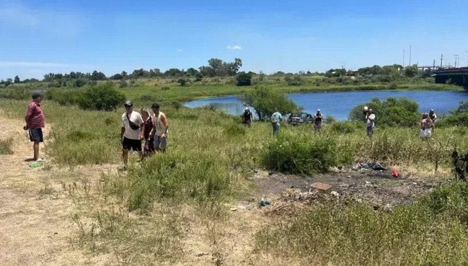 Hallaron el cuerpo del árbitro de fútbol que había desaparecido en una laguna tras un accidente en Santa Fe | Actualidad