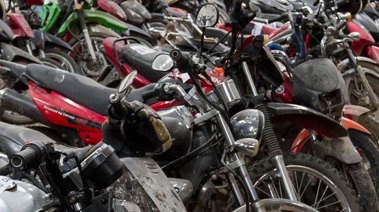 Detuvieron a un exempleado municipal de La Plata por vender motos secuestradas en operativos | Actualidad