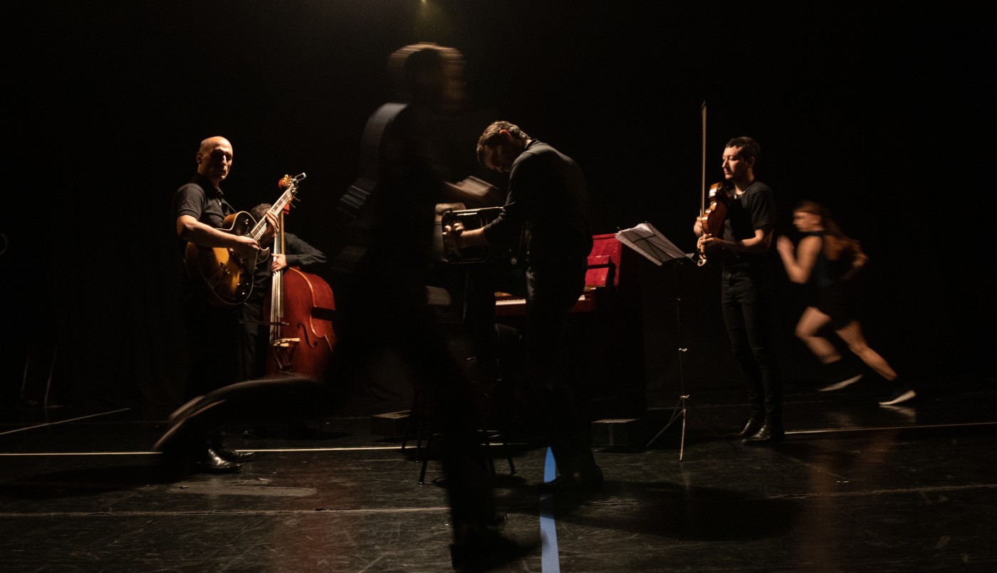 "Noestango", una dramaturgia corporal y sonora con 10 artistas en escena | Espectáculos