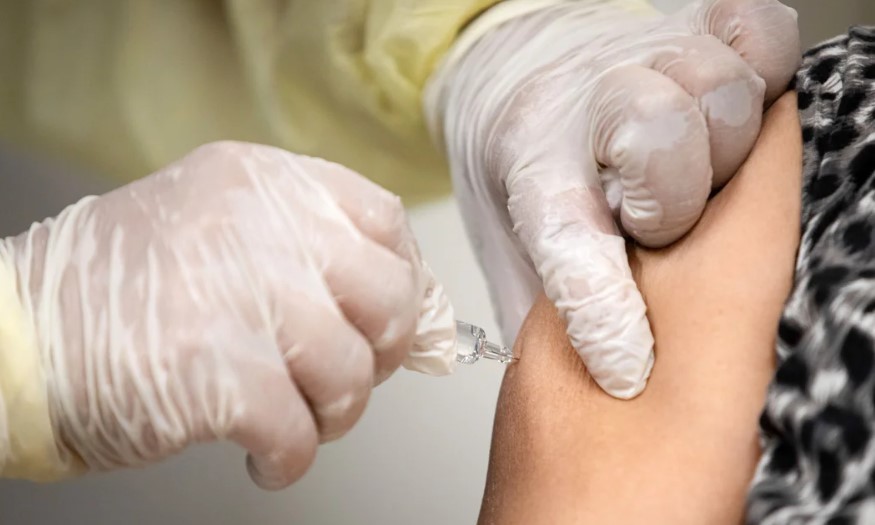 El Gobierno descartó que la salida de la OMS afecte a programas de salud y al calendario de vacunación | Política