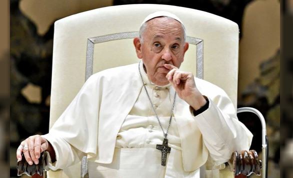 El estado de salud del papa Francisco sigue siendo "crítico", anuncia el Vaticano | Internacionales