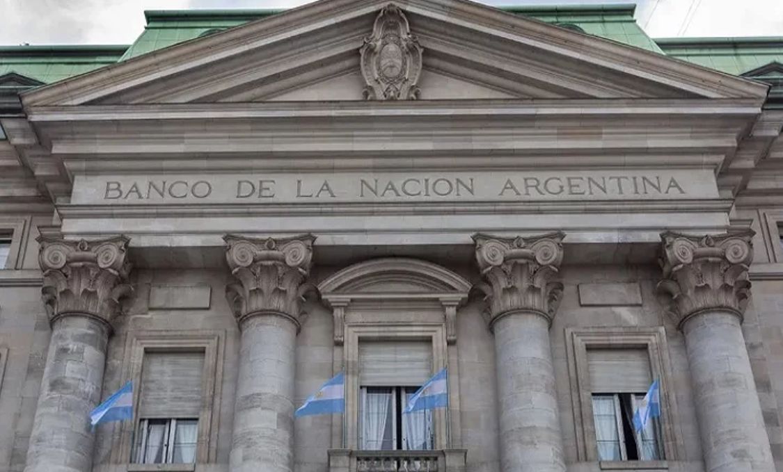 La Justicia suspendió el decreto que transforma al Banco Nación en Sociedad Anónima | Política