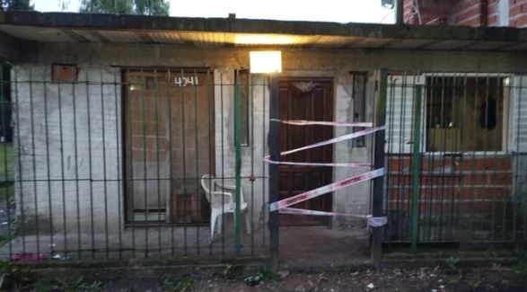 La Plata: asesinó a su ex suegro de una puñalada, hirió a su ex novia y huyó | Actualidad