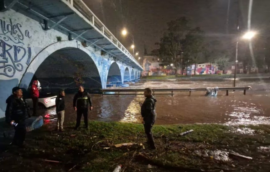 Temporal en Córdoba: más de 50 evacuados, infinidad de árboles caídos y calles anegadas | Actualidad