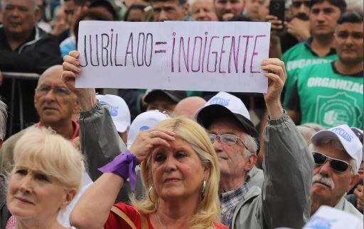 ¿Cuánto necesita un jubilado para cubrir los gastos mensuales? | Economía