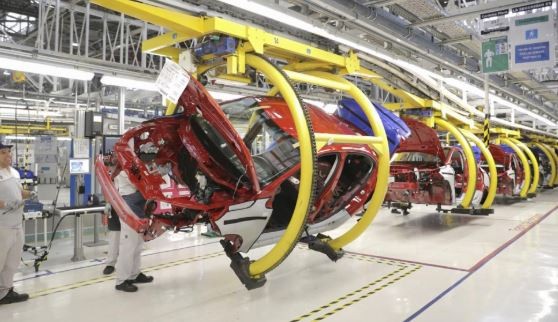 El Gobierno liberó la importación de autopartes | Economía