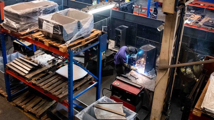 La actividad económica subió 6,5% interanual y 0,6% mensual en enero | Economía