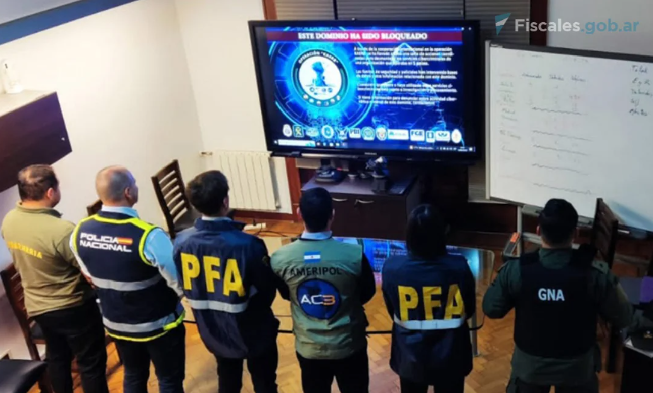 Van a juicio cinco acusados por crear una plataforma que enseñaba cómo desbloquear celulares robados | Actualidad