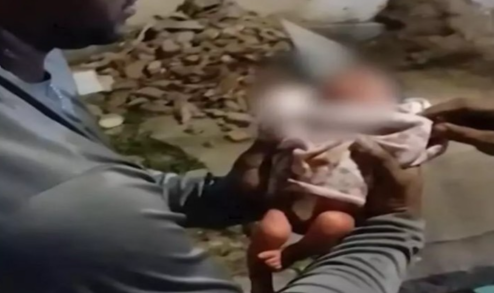 Recolector rescató a una beba entre la basura: "Voy a pedirla en adopción" | Internacionales