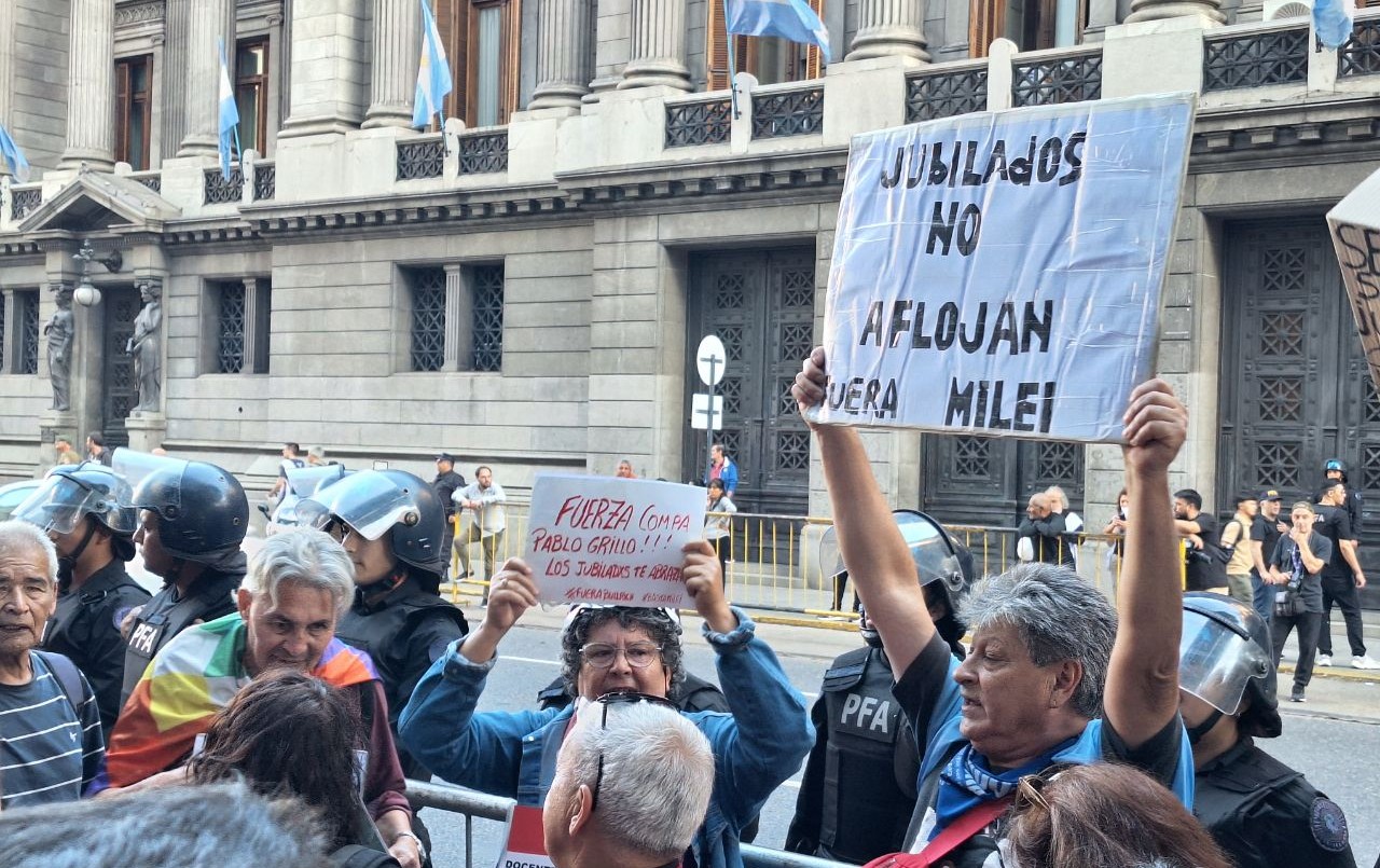 Congreso: tensión en la marcha de los jubilados | Actualidad