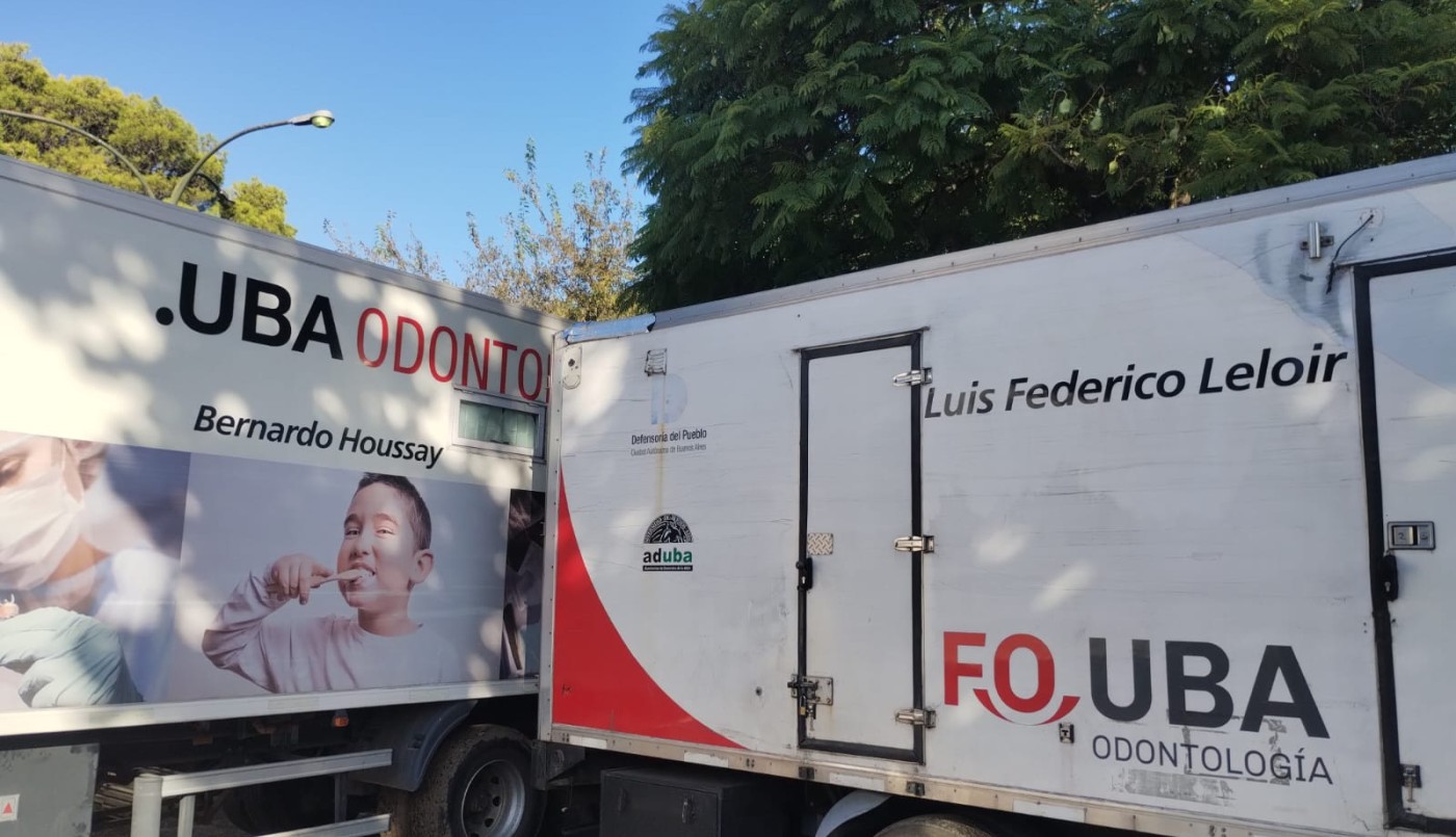 "UBA en Acción": servicios gratuitos de salud y asesoramiento a la comunidad en Plaza Houssay | Actualidad