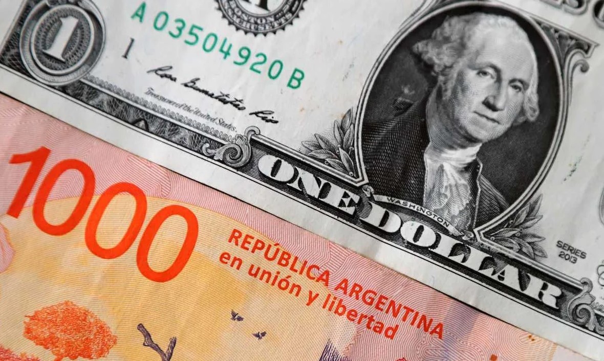 El Gobierno de Milei sueña con converger en un dólar de $1000 | Economía
