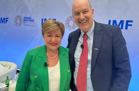 El curioso regalo de Sturzenegger a la jefa del FMI: el cargo que ocupará en el organismo | Política