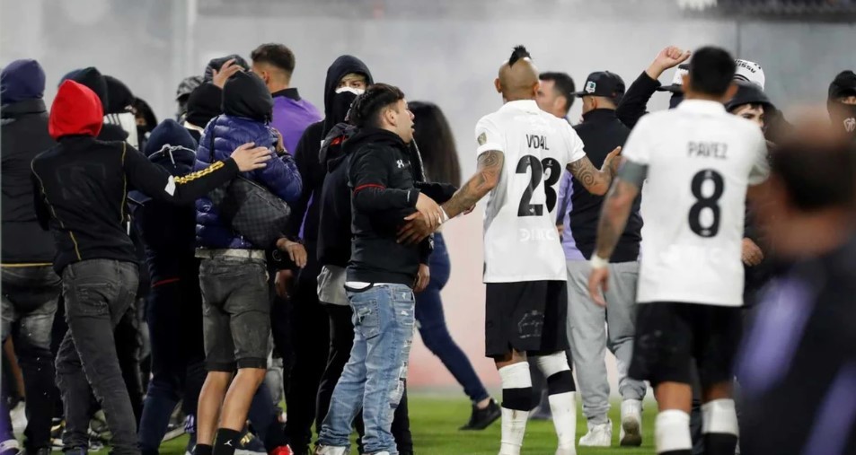 Copa Libertadores: la dura sanción que recibió Colo Colo por los graves incidentes ante Fortaleza | Deportes