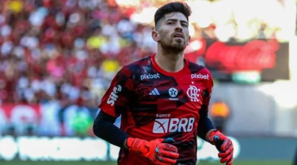 Balearon el auto de Agustín Rossi en Brasil | Deportes