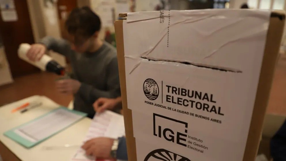 Elecciones en CABA: A dos horas del cierre, votó el 40 por ciento del padrón | Política