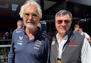 "Nos emociona ver a pilotos argentinos marcar las pistas con los colores de nuestra bandera", alentó el presidente del ACA | Deportes