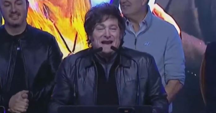 Javier Milei: "Hoy se pintó de violeta el bastión amarillo" | Política