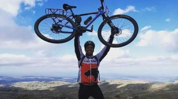 Inseguridad en Córdoba: le robaron la bicicleta al ciclista que pedaleó hasta Qatar para el Mundial | Actualidad