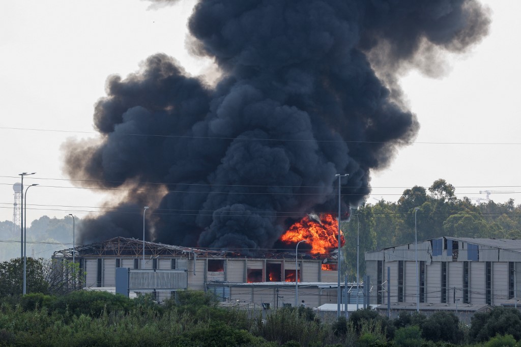 Israel e Irán continúan ataques cruzados y Trump llama a evacuar Teherán | Internacionales