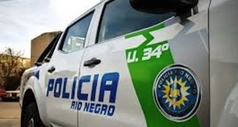 Conmoción en General Roca: un hombre en situación de calle murió de frío en la vereda | Actualidad