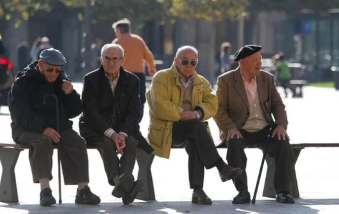 ANSES confirmó el bono sin actualizar de $70.000 para jubilados en julio | Economía