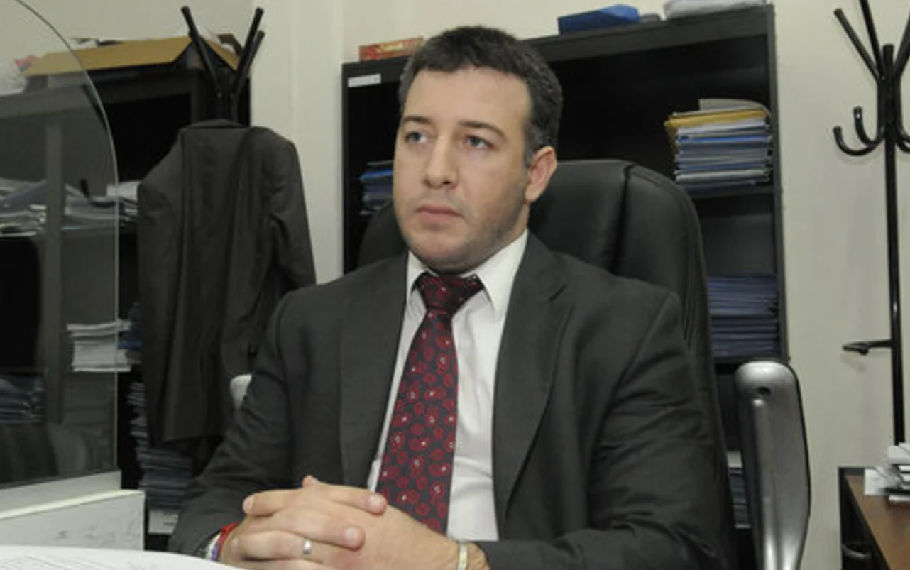 Era fiscal, mandó a intervenir teléfonos de una supuesta banda criminal e incluyó el de su ex para espiarla | Actualidad