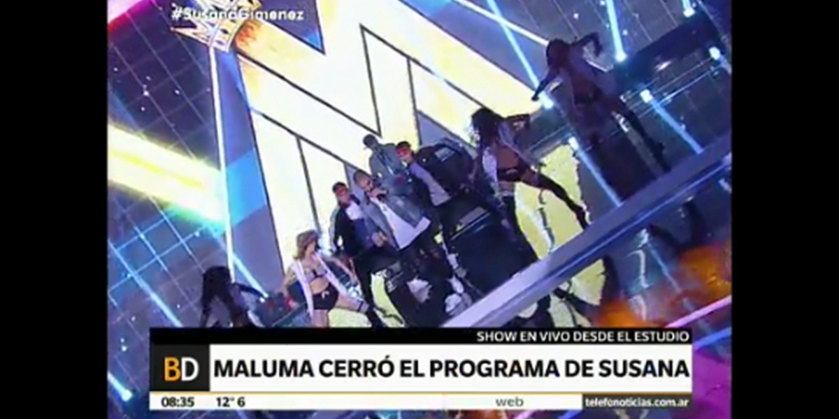 El apasionado beso entre Maluma y su novia en pleno show | Espectáculos