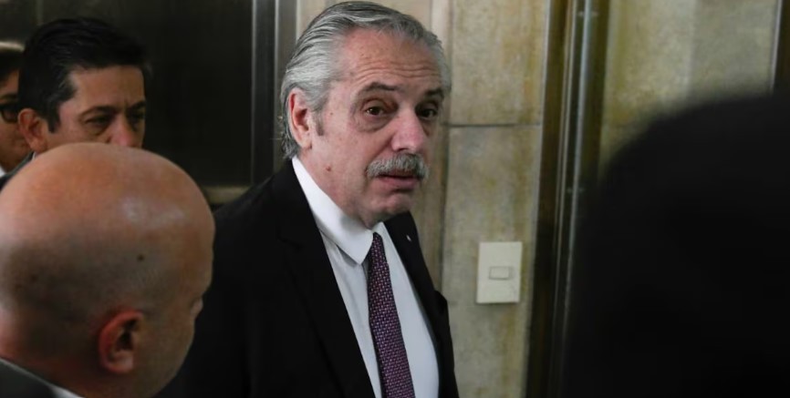 Alberto Fernández en Comodoro Py: amplía su indagatoria en la causa Seguros | Política